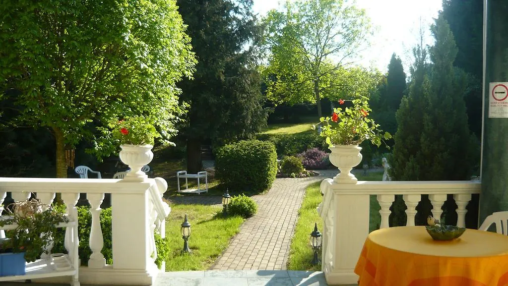 Diana Vendeghaz Guest House Eger